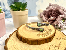 Load image into Gallery viewer, ROWEN Bangle