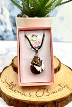 Load image into Gallery viewer, TIGER’S EYE Necklace