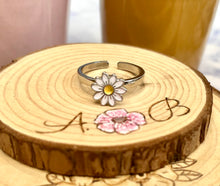 Load image into Gallery viewer, LILY Fidget Ring