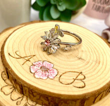 Load image into Gallery viewer, CASSIA Fidget Spinner Ring