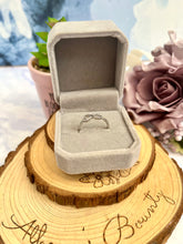 Load image into Gallery viewer, ANNESHA Adjustable Ring