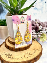 Load image into Gallery viewer, BRIDGET Earrings