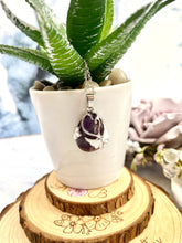 Load image into Gallery viewer, Amethyst Necklace