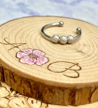 Load image into Gallery viewer, STARDUST Beaded Fidget Ring