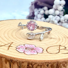 Load image into Gallery viewer, FLEUR Adjustable Ring

