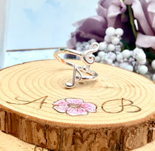 Load image into Gallery viewer, ARIA Adjustable Ring
