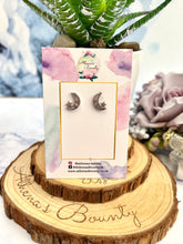 Load image into Gallery viewer, LUNA Stud
