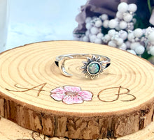 Load image into Gallery viewer, SOLENE Adjustable Ring
