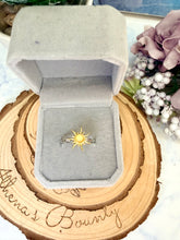 Load image into Gallery viewer, SOLEIL fidget spinner ring
