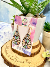 Load image into Gallery viewer, BRIANNA Earrings
