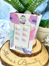 Load image into Gallery viewer, ZOYA Studs
