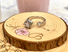 Load image into Gallery viewer, DELIE Adjustable Fidget Spinner Ring

