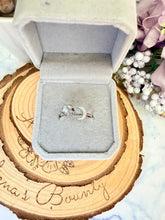 Load image into Gallery viewer, SORAYA Adjustable Fidget Spinner Ring
