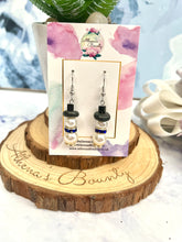 Load image into Gallery viewer, Snowman earrings
