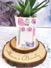 Load image into Gallery viewer, Flower Power Studs
