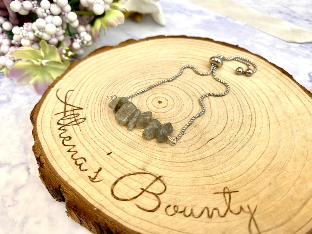 Adjustable gemstone bracelets